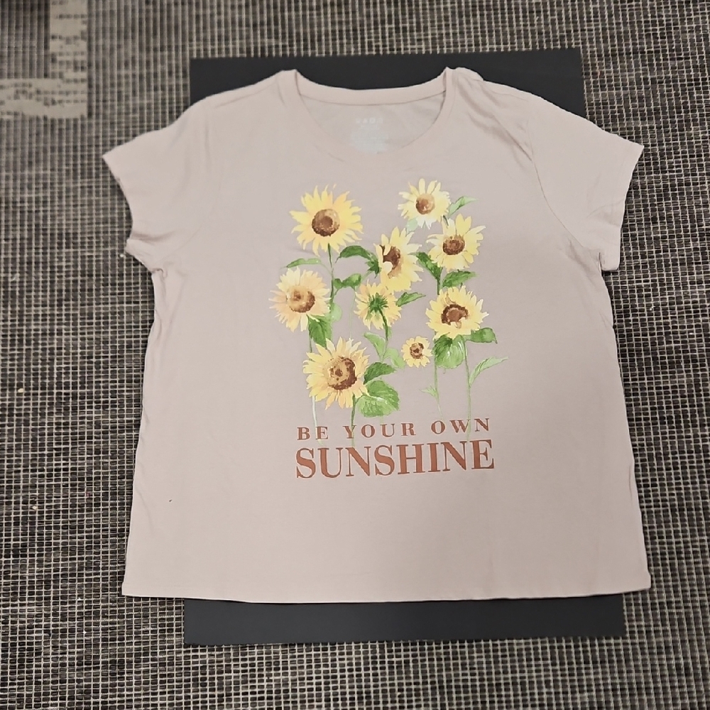 Sunflower Graphic Women's T-shirt